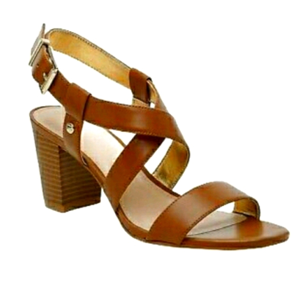 NWOT Sandals